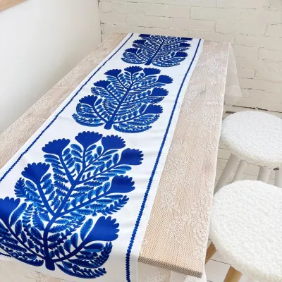 منتج تجريبي مفرش طاولة أزرق بنمط الفن الشعبي