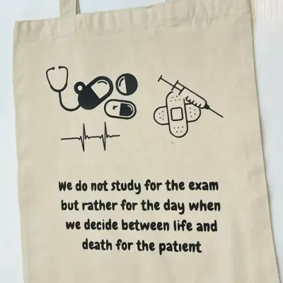 Tote bag طباعة بأي تصميم بتختاروه