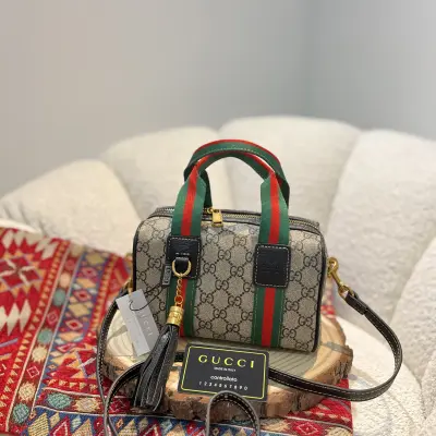 شنطة جوتشي بتفاصيل مميزة